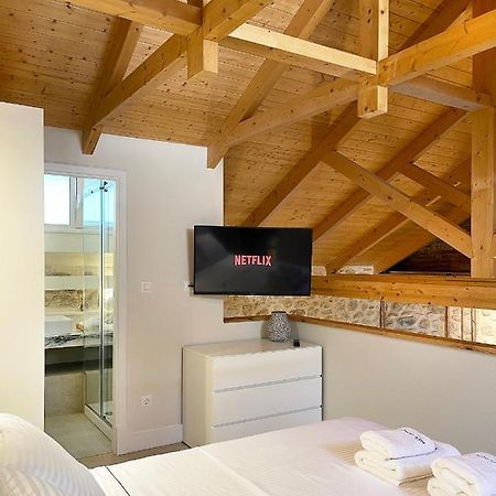 Blue Domino Luxury City Villa Patras Zewnętrze zdjęcie
