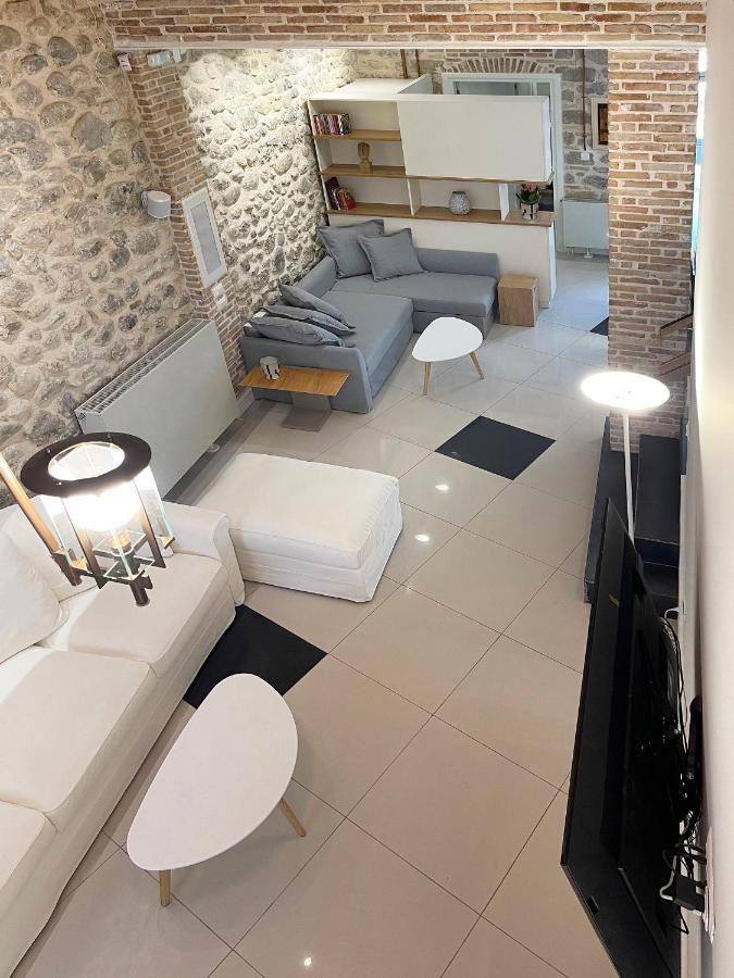 Blue Domino Luxury City Villa Patras Zewnętrze zdjęcie