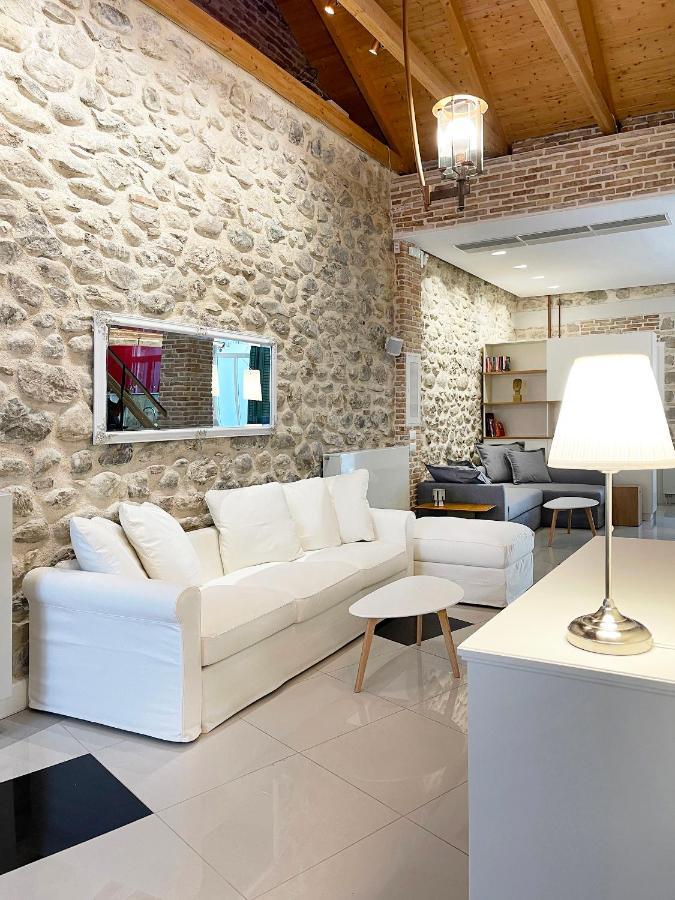 Blue Domino Luxury City Villa Patras Zewnętrze zdjęcie