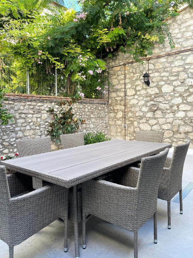 Blue Domino Luxury City Villa Patras Zewnętrze zdjęcie